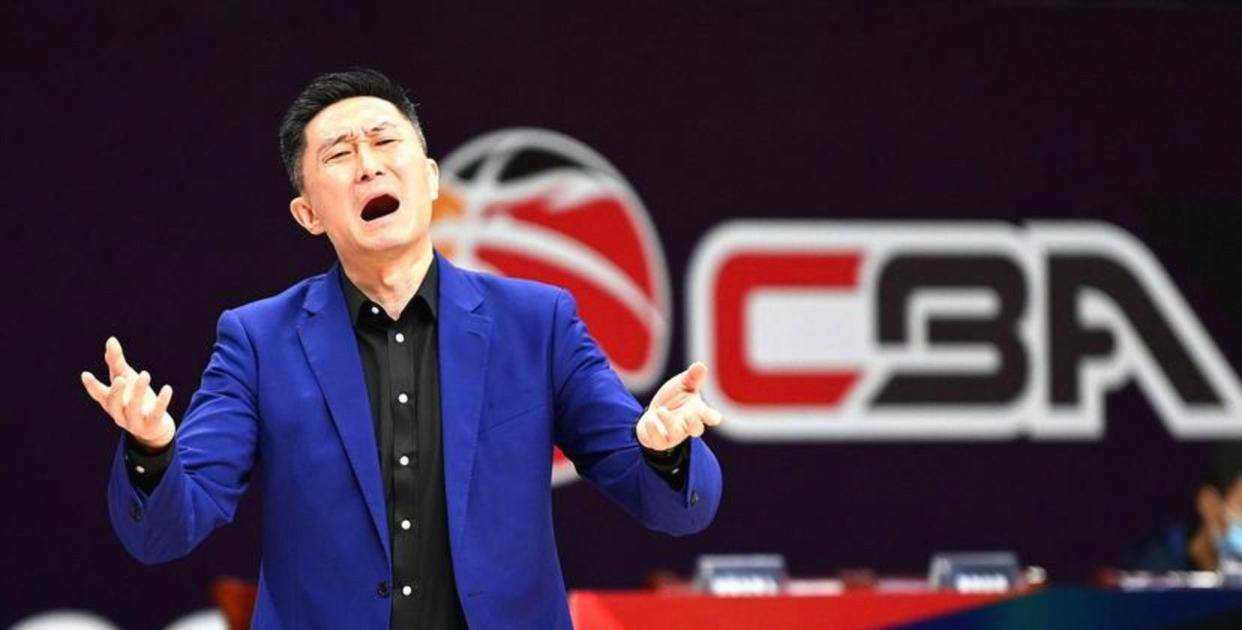 体育博彩公司排名-包含广东宏远调整名单备战欧冠广厦男篮窗口期止住颓势，现场解说直呼：清晨休斯敦火箭备战足总杯的词条