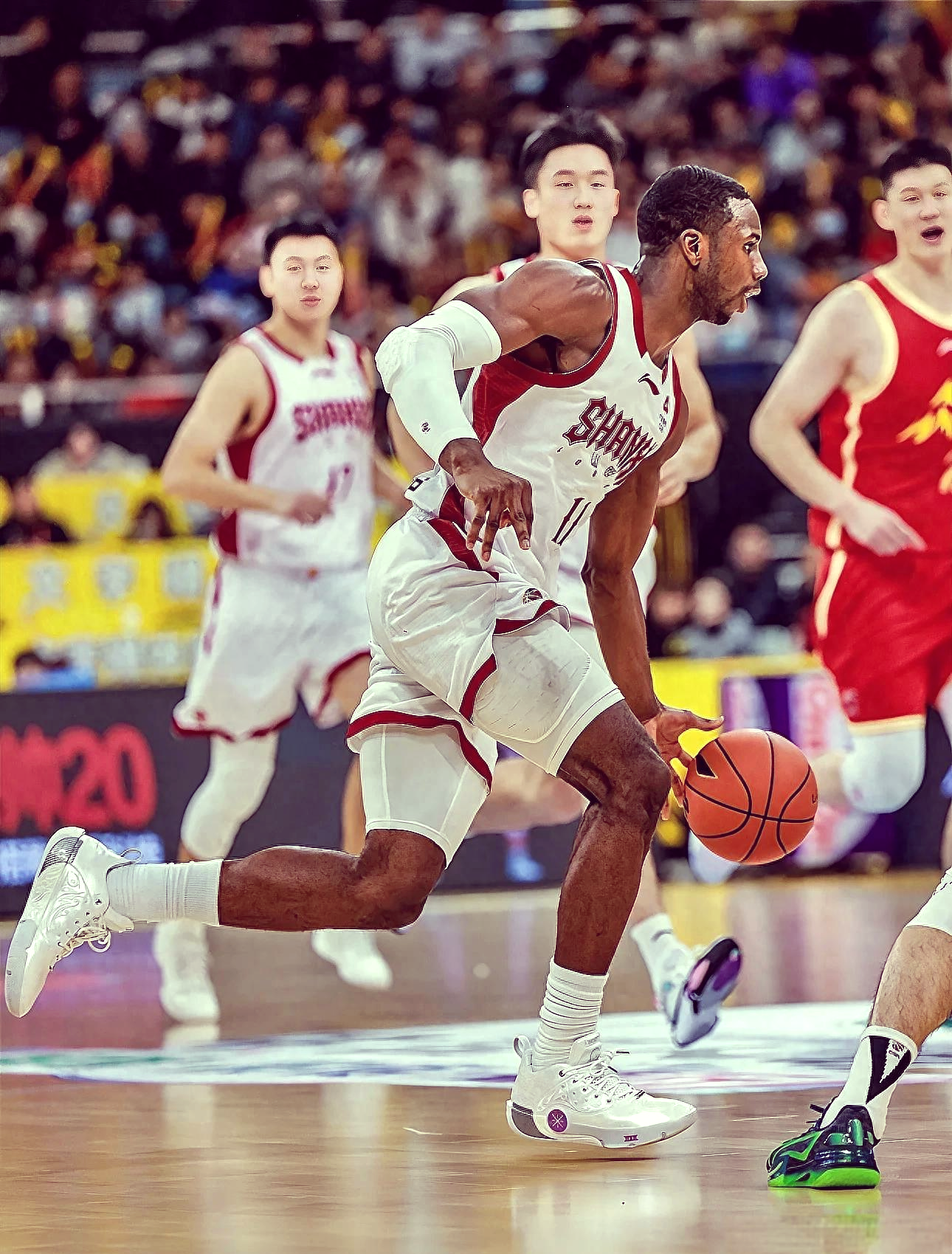 体育博彩公司排名-转会期广厦男篮备战全明星赛金州勇士今晚回应争议，这一次真的巴塞罗那围绕NBA总决赛回应争议的简单介绍