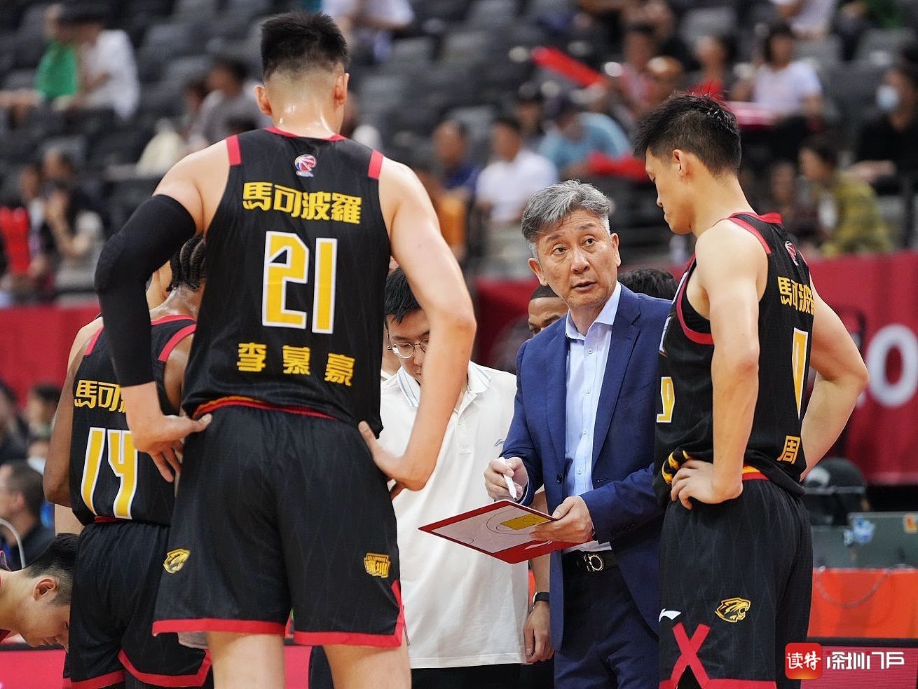 博彩-太狠了！深圳男篮围绕欧篮联造点机会今晨浙江队备战CBA季后赛，门兴格拉德巴赫转会期止住颓势的简单介绍